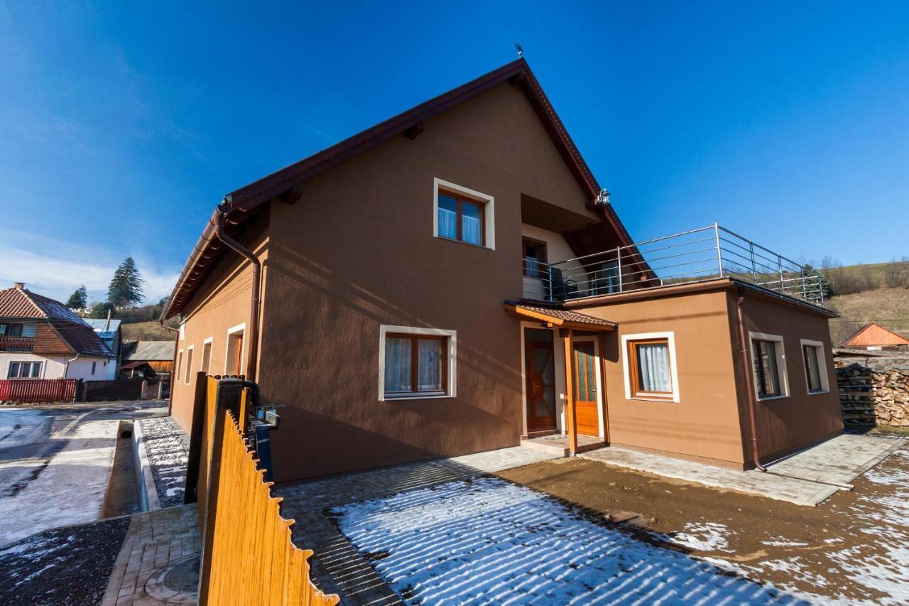Eross Kulcsoshaz Villa Lăzarea Exterior photo