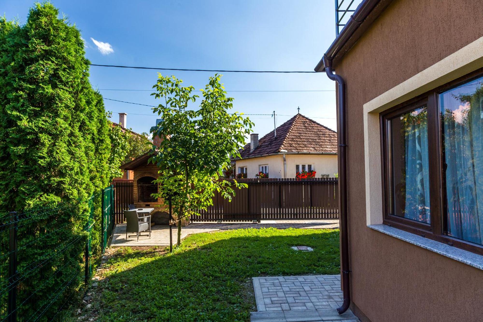 Eross Kulcsoshaz Villa Lăzarea Exterior photo