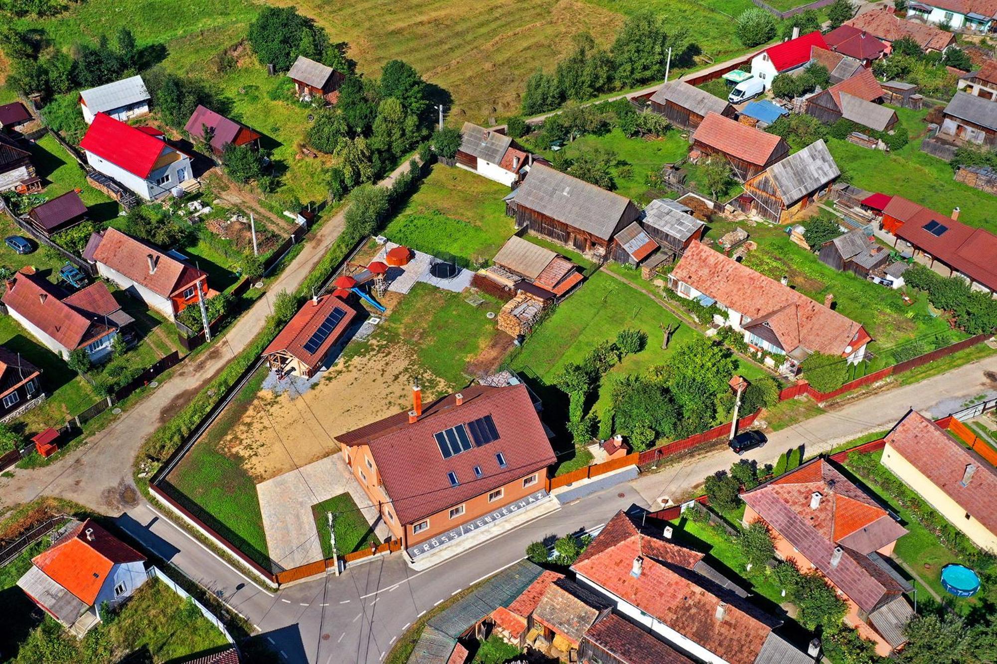 Eross Kulcsoshaz Villa Lăzarea Exterior photo